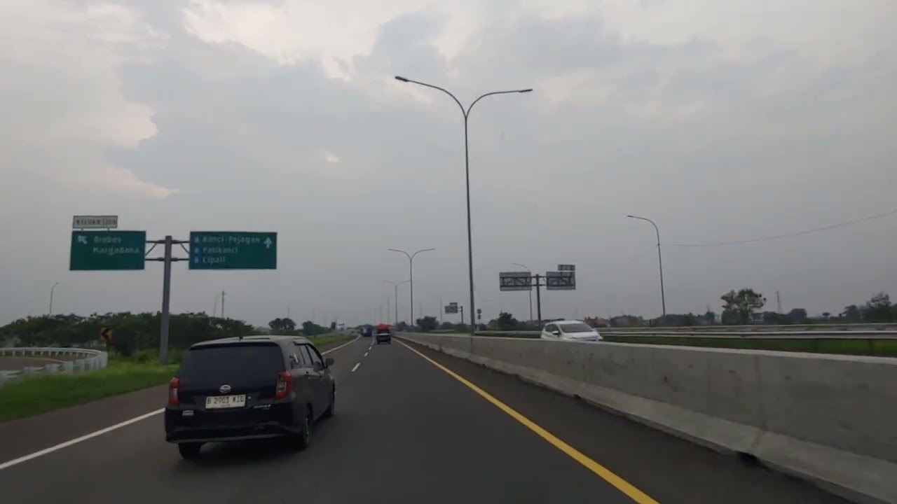 PERJALANAN SORE HARI : ANTAR BARANG JARAK DEKAT VIA TOLL SLAWI | POV DRIVE