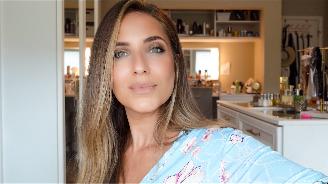Sleek Blowout at Home| Vitale Style with Laura Vitale