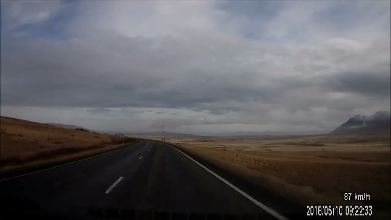 Driving road 1 Hringvegur.  8 x speed