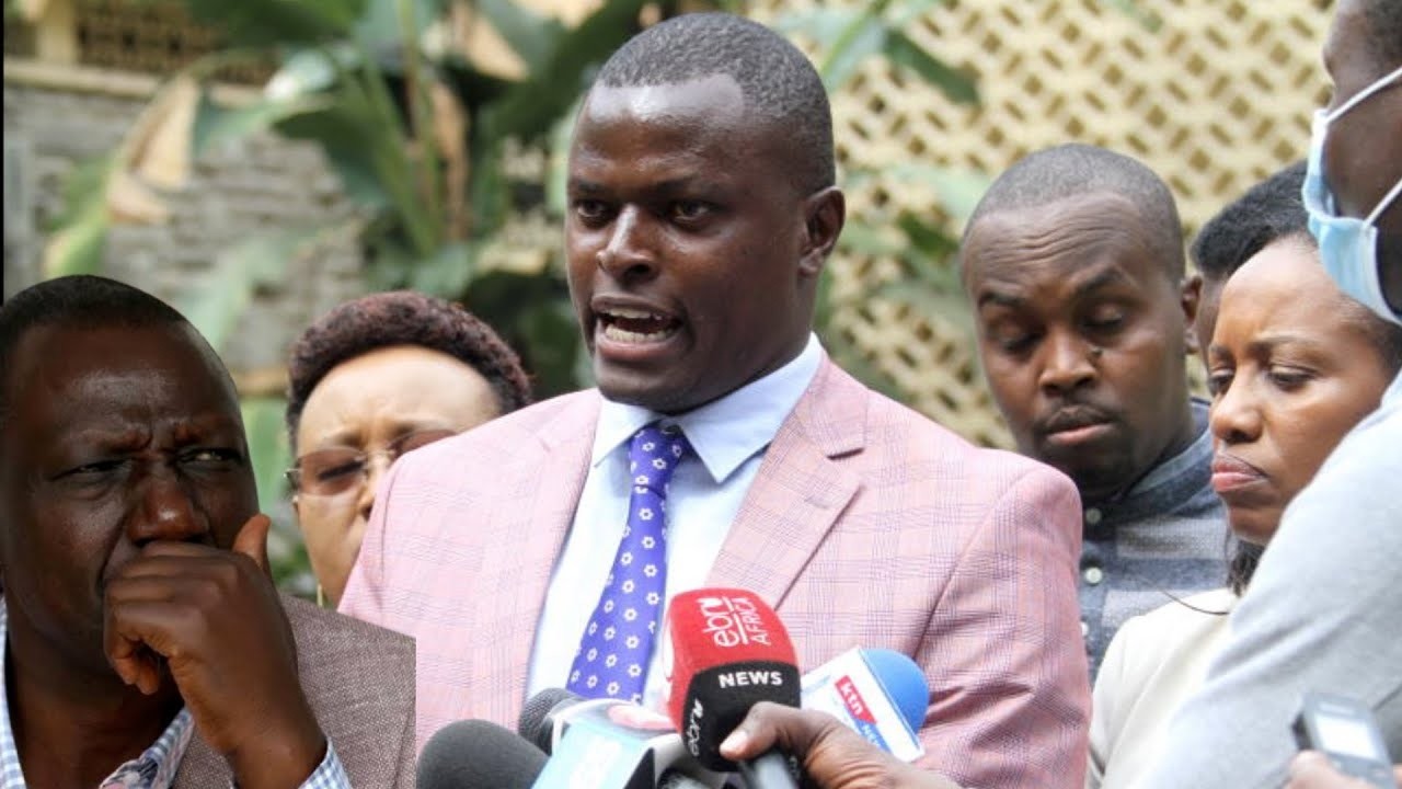 RUTO WACHA KUNITUMIA ASKARI WANITISHIE JILETE MWENYEWE TUONANE MACHO KWA MACHO