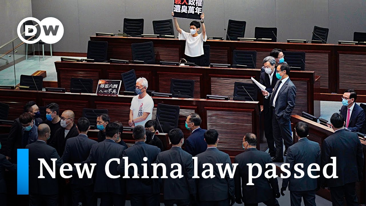 Hong Kong makes mocking China’s national anthem a crime | DW News