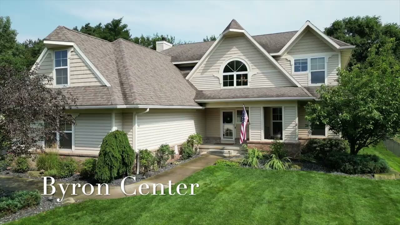 Beautiful Byron Center 5 bedroom with finished daylight level.