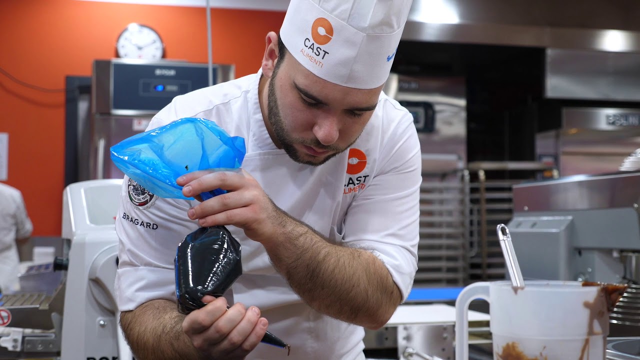 Esame finale del corso di Alta Formazione per Pasticcere in CAST Alimenti - Novembre 2018