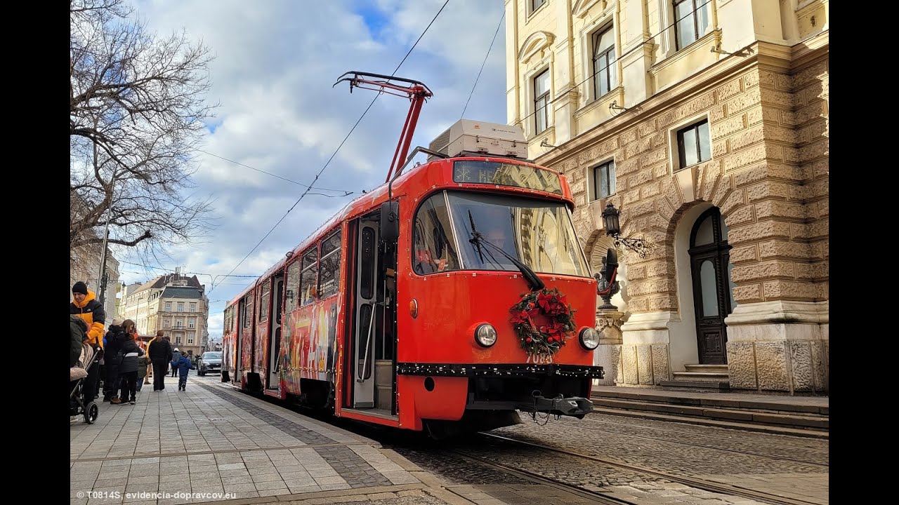 Cesta bratislavskou vianočnou električkou cez tunel