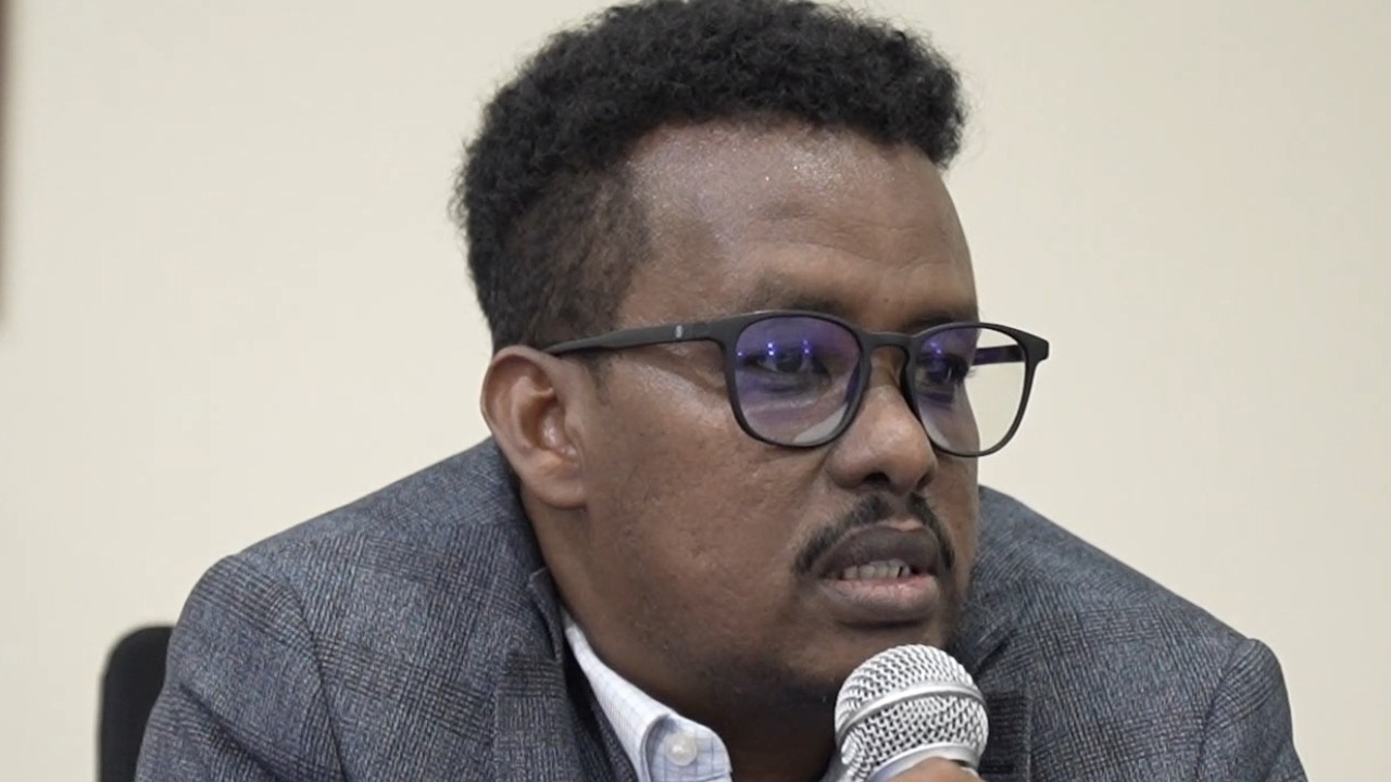 ''Hirshabelle Waa Dowlad Jirta waa inaan Aqbalnaa'' Gudoomiye Cabdi fitaax