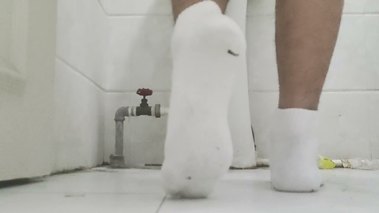 show white socks1.15