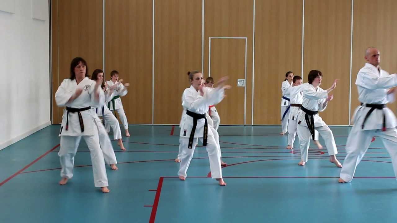 KURURUNFA ZANSHIN KARATE CYMRU