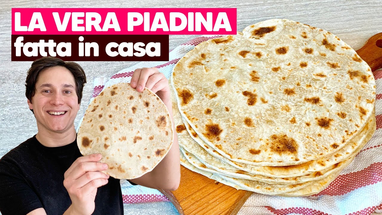 PIADINA ROMAGNOLA FATTA IN CASA: la RICETTA ORIGINALE e i trucchi per un risultato perfetto! 😍​