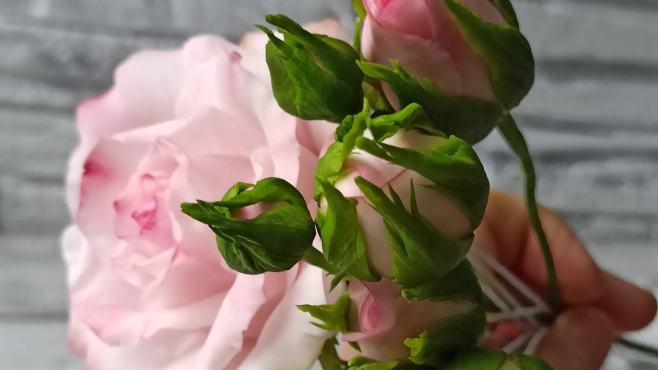 Закрытый бутон розы из холодного фарфора/ closed rosebud from cold porcelain