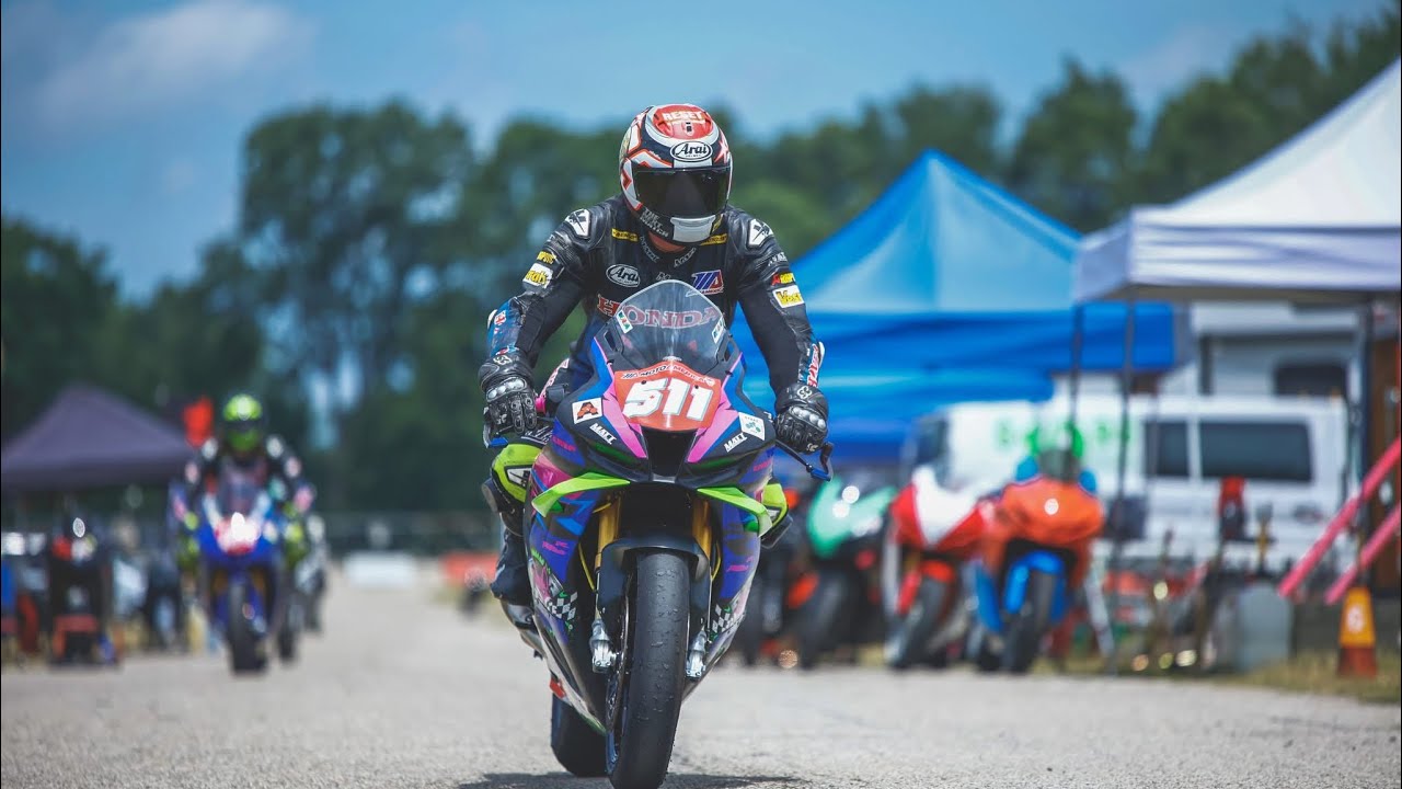 2025 Honda cbr1000rr-r Fireblade hrc race base build and comparison to 2021 rr-r #honda #hrc