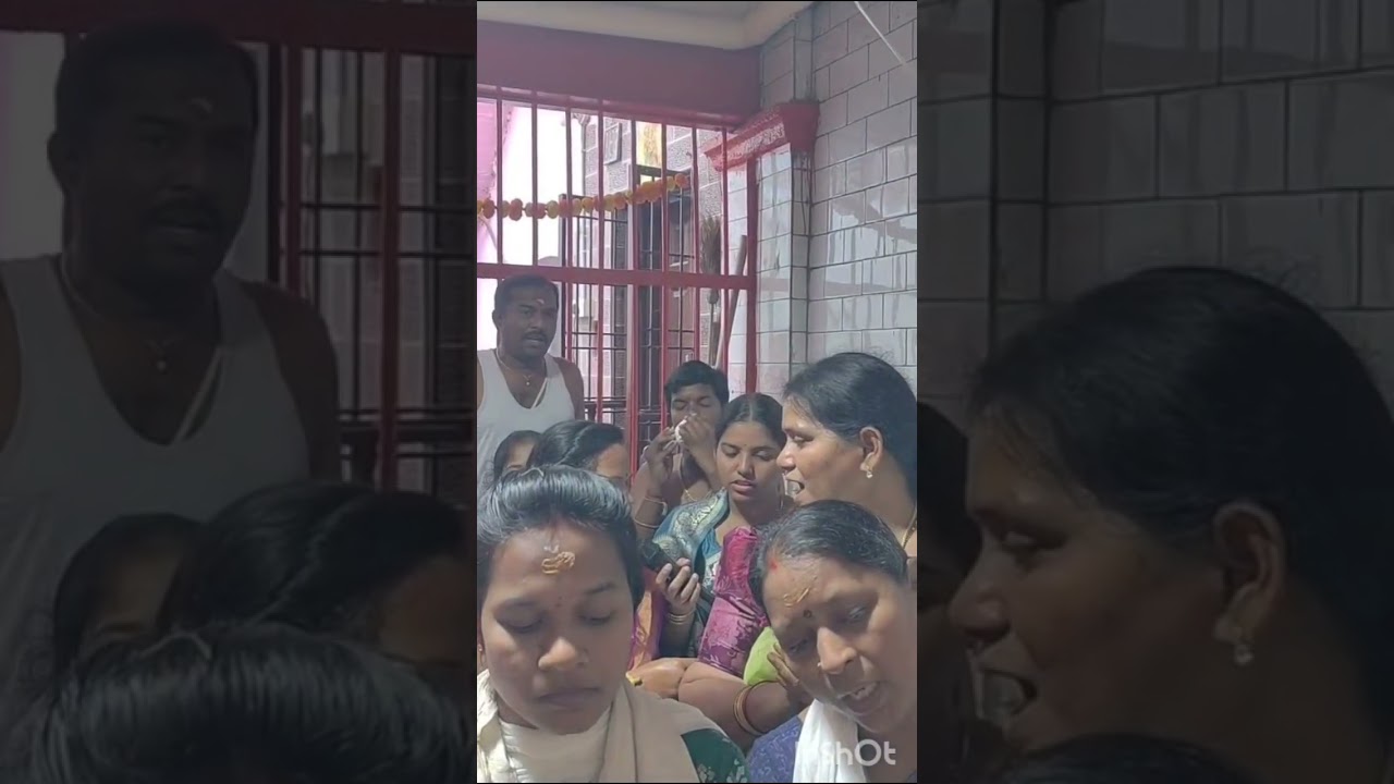 శివరాత్రి సందర్భంగా శివాలయంలో పూజ
