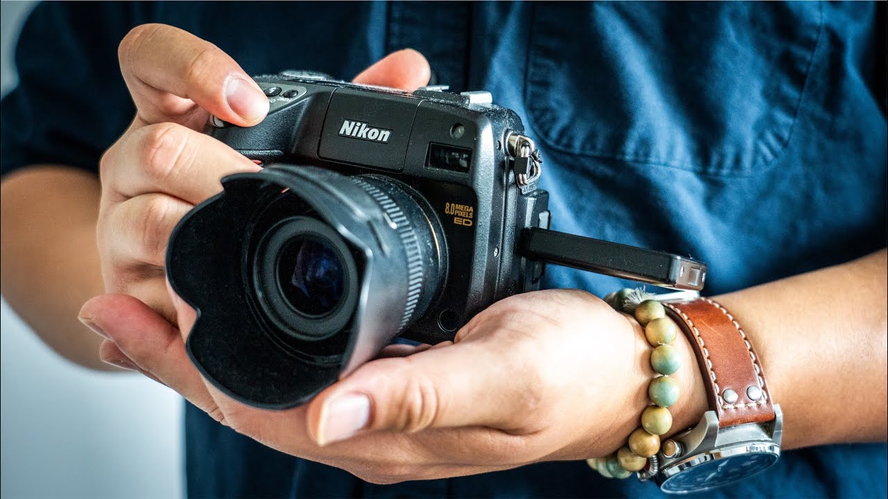 Nikon E8400 - My Thoughts | Interesting Little Camera that takes You Back in Time :-)