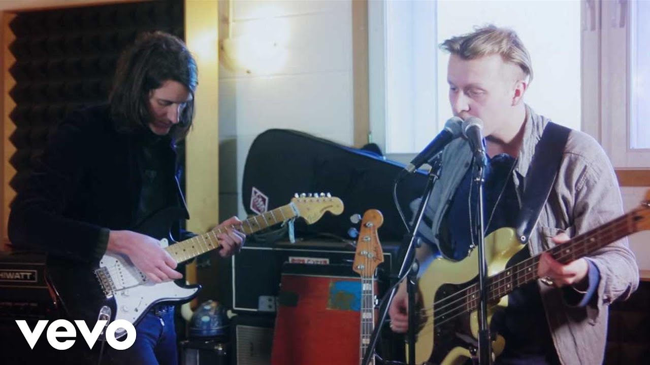Okta Logue - Transit (Vevo Auf Achse)