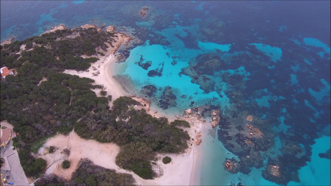 Xiaomi Mi Drone 4K - Spiaggia Capriccioli Costa Smeralda (Sardegna)