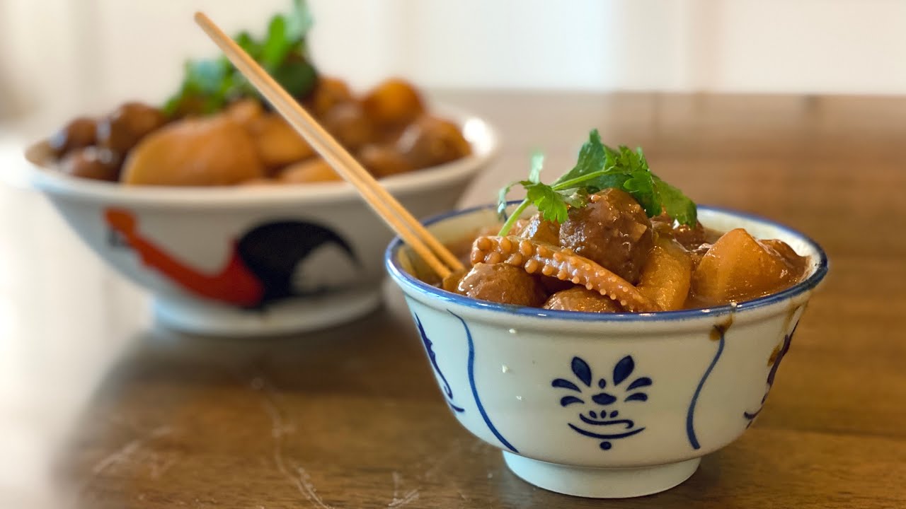 秘製咖喱魚旦 港式掃街風味 一定要加一種醬料 ｜HK Style Curry Fish Ball, Must add one ingredient (Eng Subtitle)