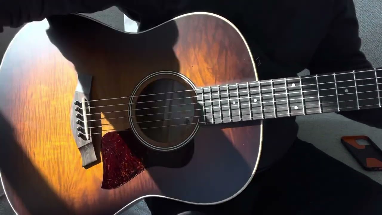 Taylor AD27e Flametop Maple