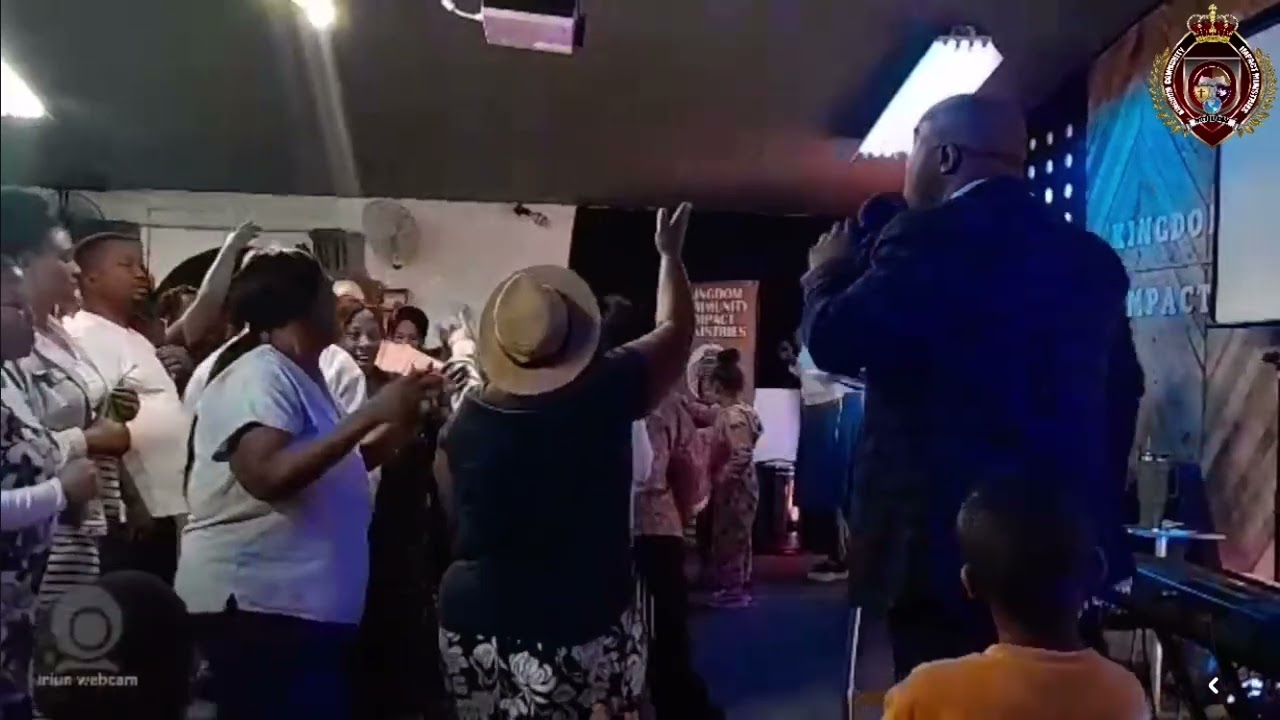 Dan sing ons tesame die ewige lied