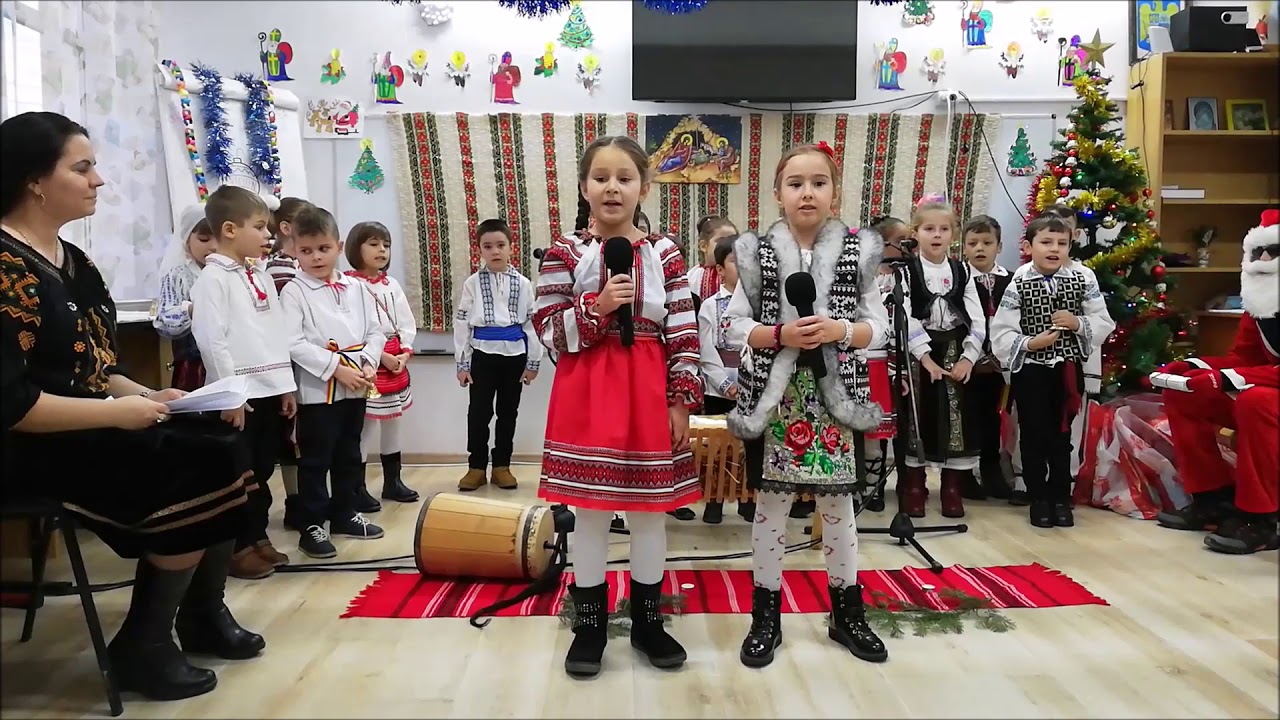 Serbarea de Crăciun 2018 - Clasa Pregătitoare A  (Flori de mărgăritar)