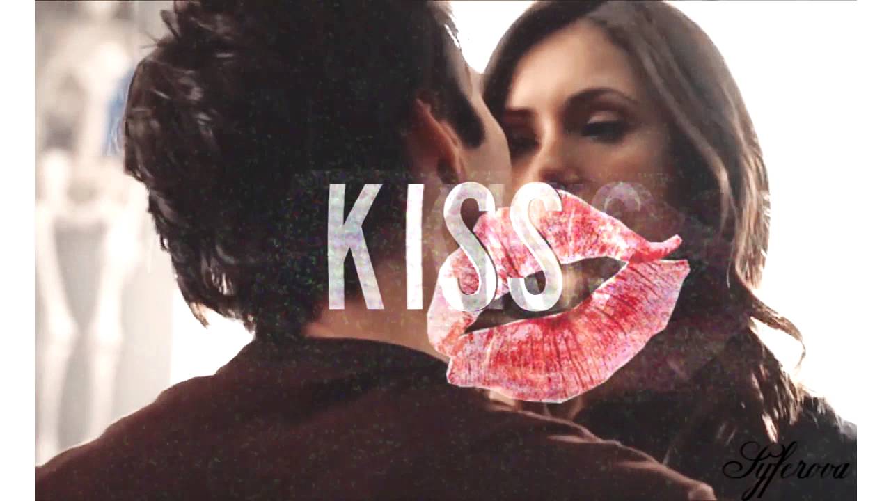 ►Damon & Elena - Love you like a love song