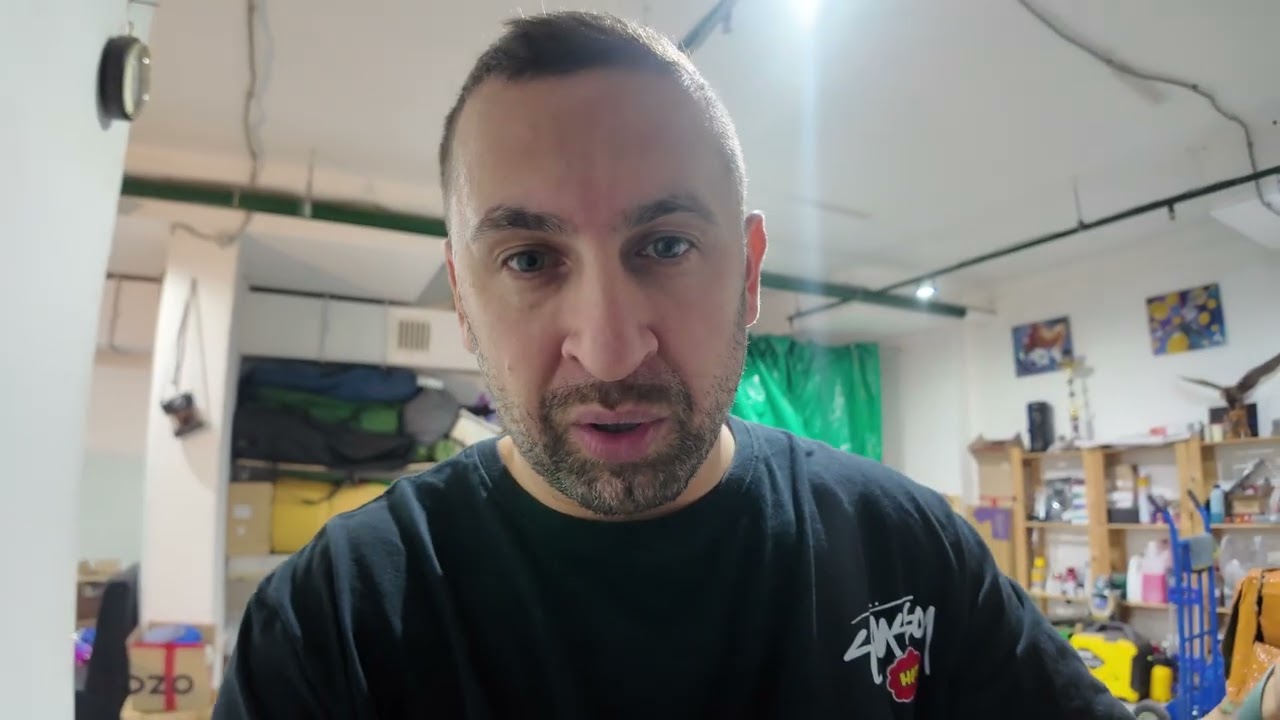 Ремонтируем старый патефон своими руками в гараже.Бизнес на патефонах и антиквариате.