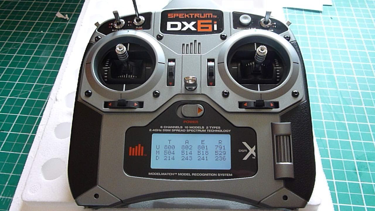 Spektrum DX6i... Adjusting the Centring Spring on the Left Stick