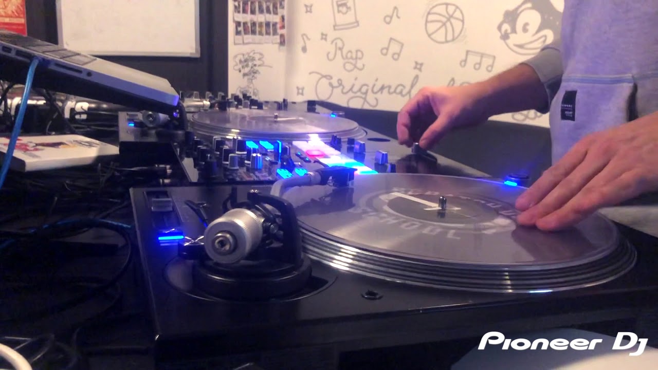 Dj Erik freestyle scratch - James Brown forever