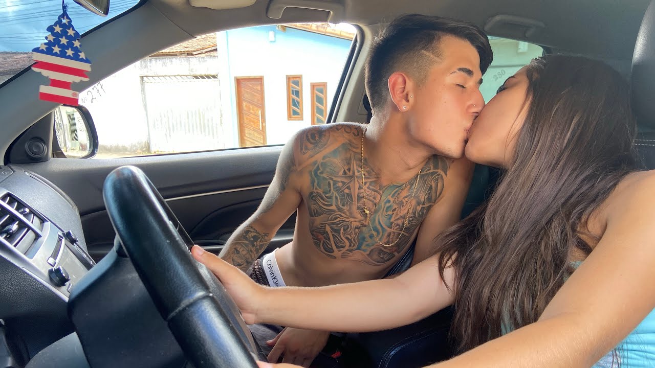 ENSINEI MINHA CRUSH A DIRIGIR MEU CARRO! JHESSY BATEU O CARRO ME BEIJANDO!