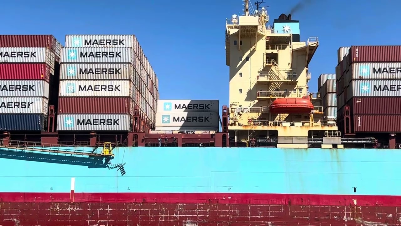 10/20/24 Maersk Seletar coming into port