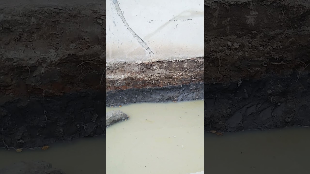 está minando água ,depois que  fizemos o buraco da piscina 😮