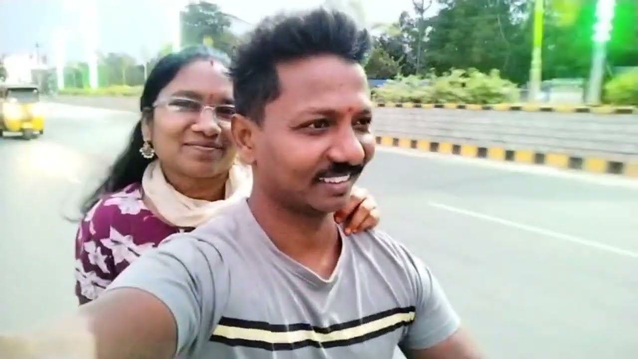 ఫస్ట్ టైమ్ నా భార్య దేవతకు దగ్గర ఉండి కొబ్బరికాయ కొట్టింది 👌👌