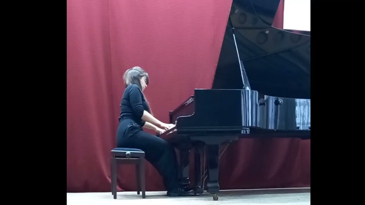 Ciuntu Carolina
