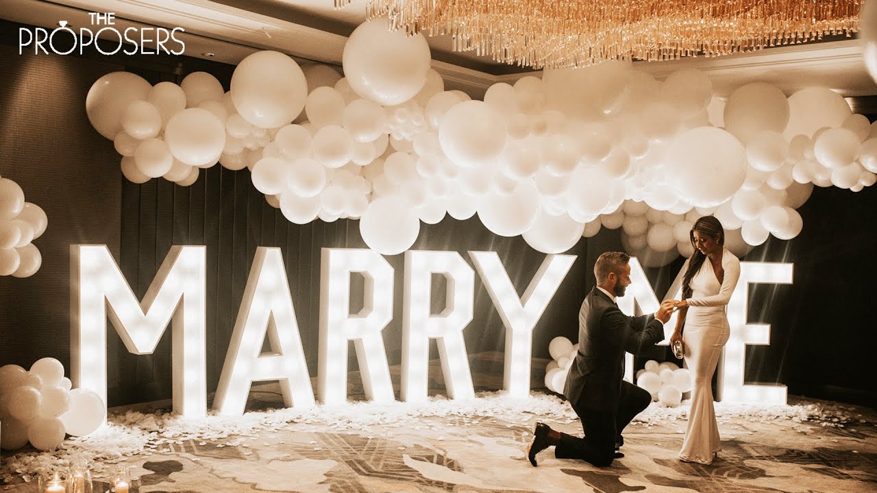 The Most ROMANTIC Marry Me Sign Proposal 