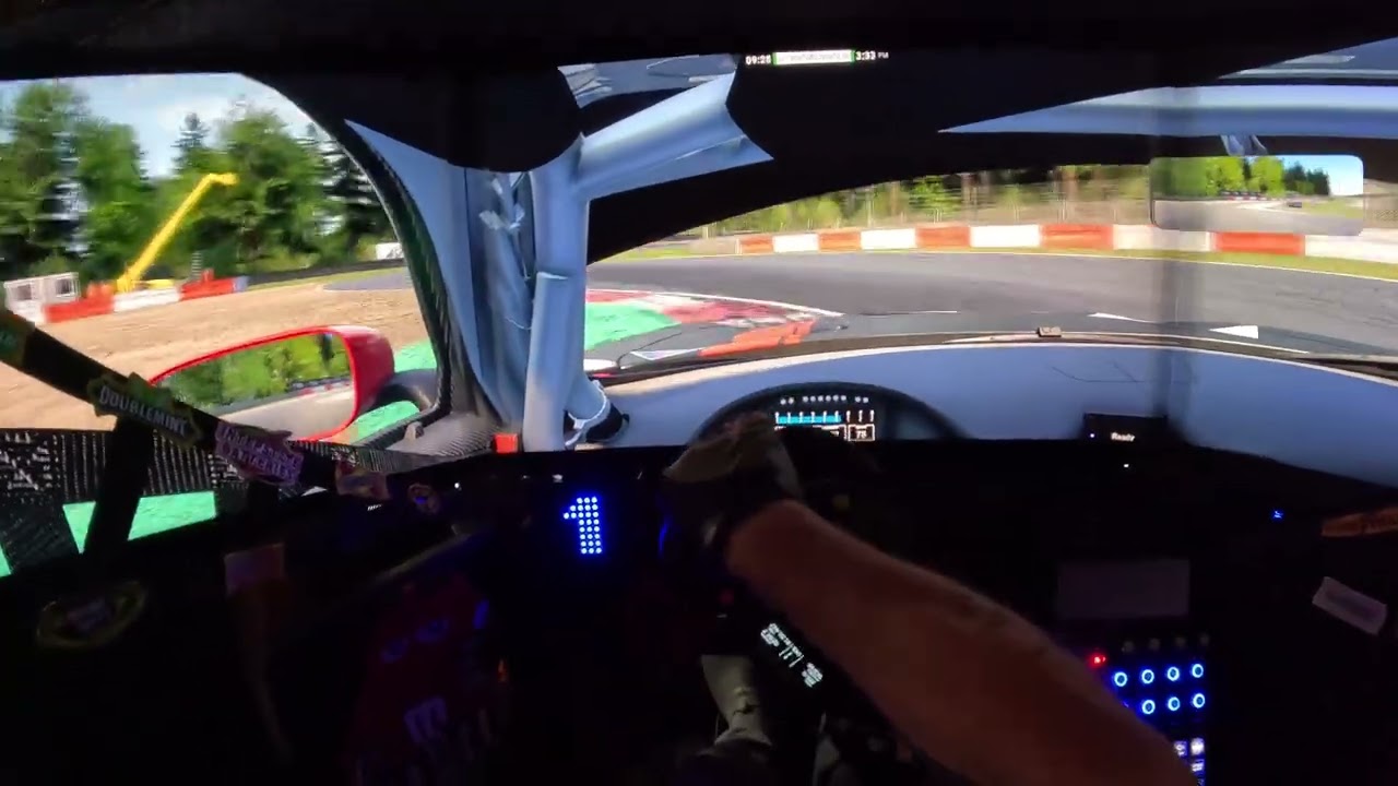 Assetto corsa competitions 1st career race