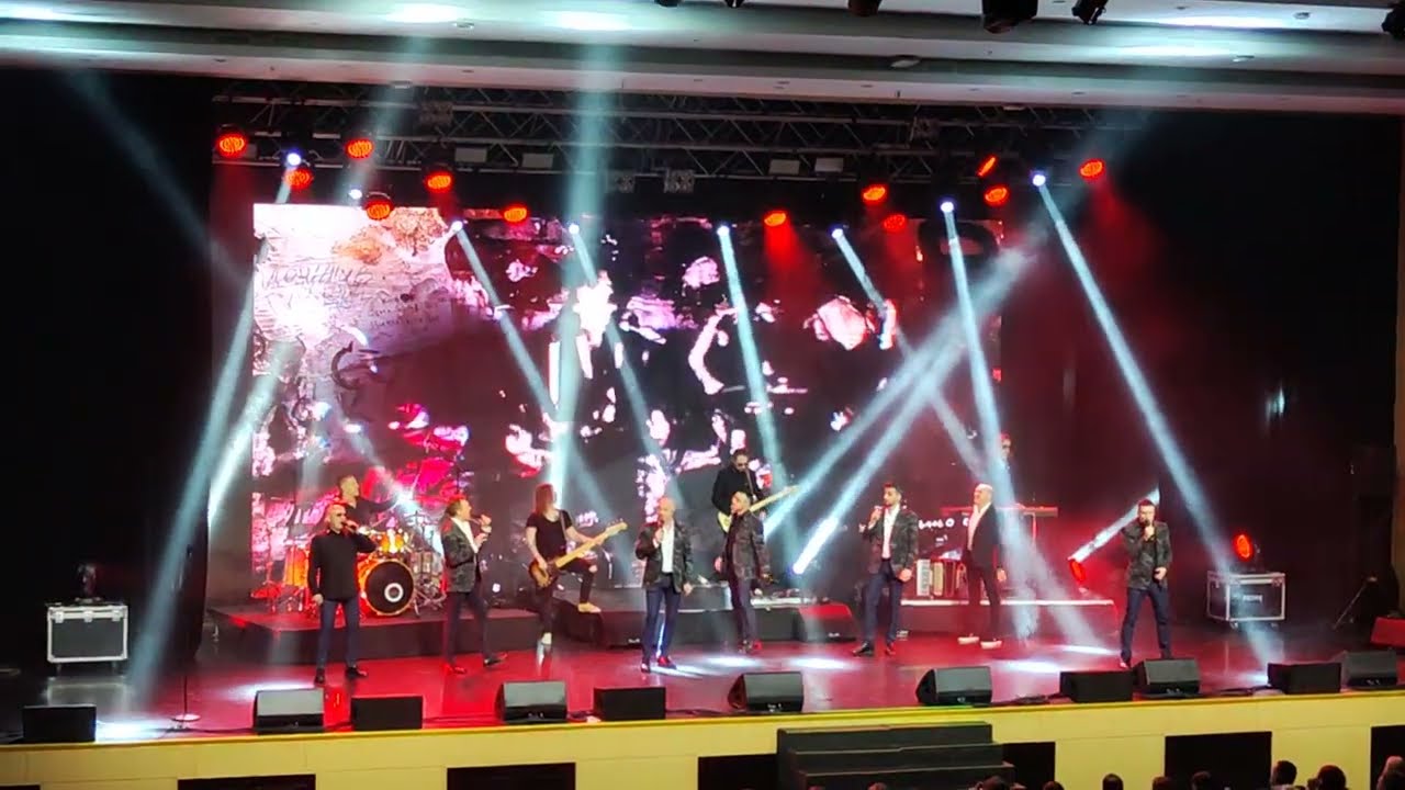 Хор Турецкого - Звезда по имени Солнце