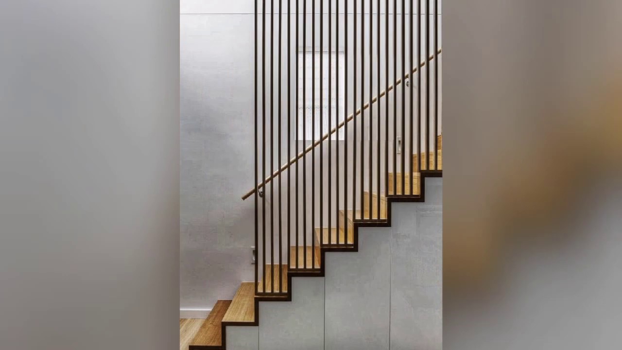 Modern Stair Railing Design