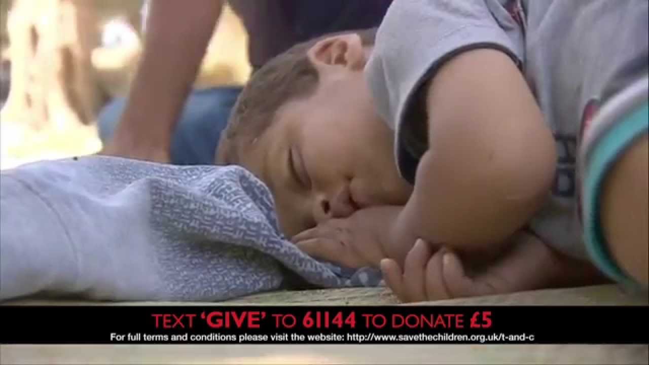 Crowded House – Help Is Coming (with an introduction by Benedict Cumberbatch)