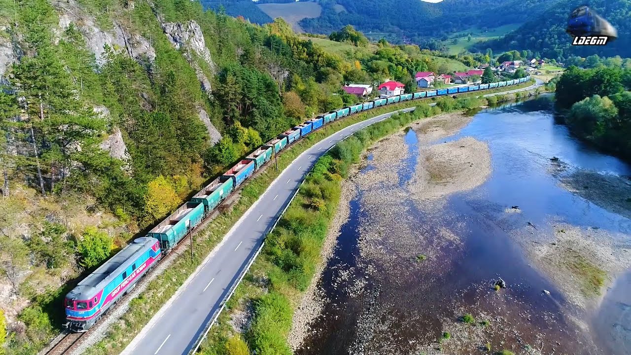 🚁[Drone] 🚂 Trenuri de Marfă/Freight Trains in Defileul Crișului Repede Canyon - 10 October 2021