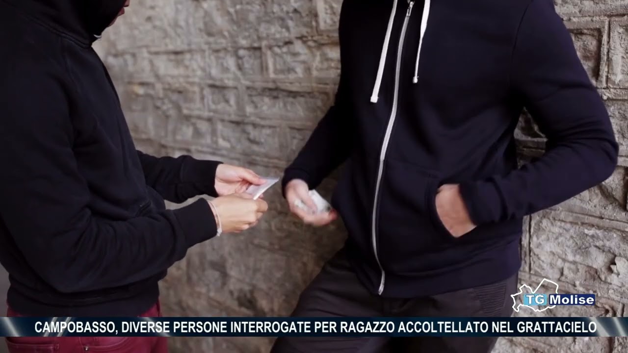 Campobasso, diverse persone interrogate per ragazzo accoltellato nel grattacielo