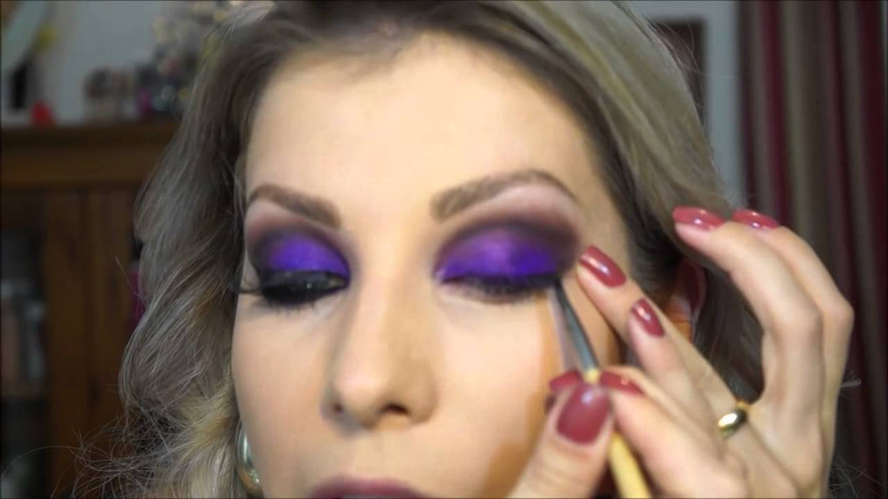 Maquiagem com sombra Roxa, por Lu Ferraes
