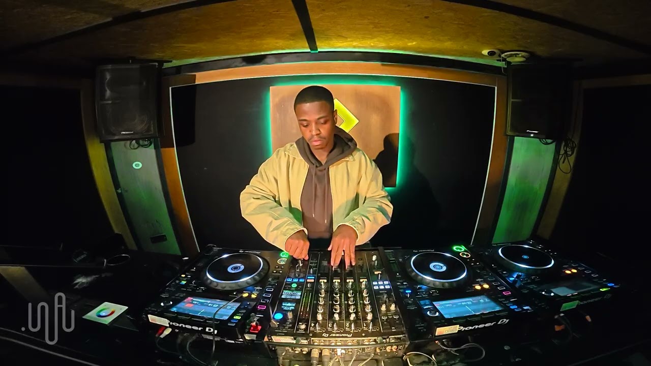 STUDIO SESSIONS #001 | Sgidongo and beyond mix |