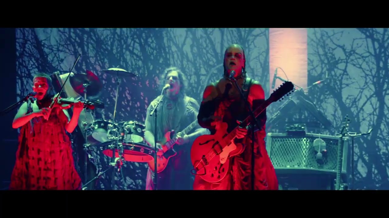SALT CROWN — Sleepytime Gorilla Museum — Live @ FCM, Chicoutimi, Québec, May 16, 2025
