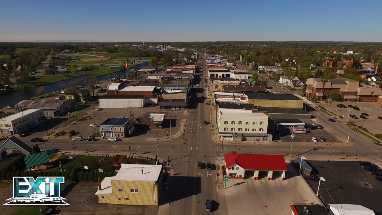 Aerial Tour of Cheboygan - Branded