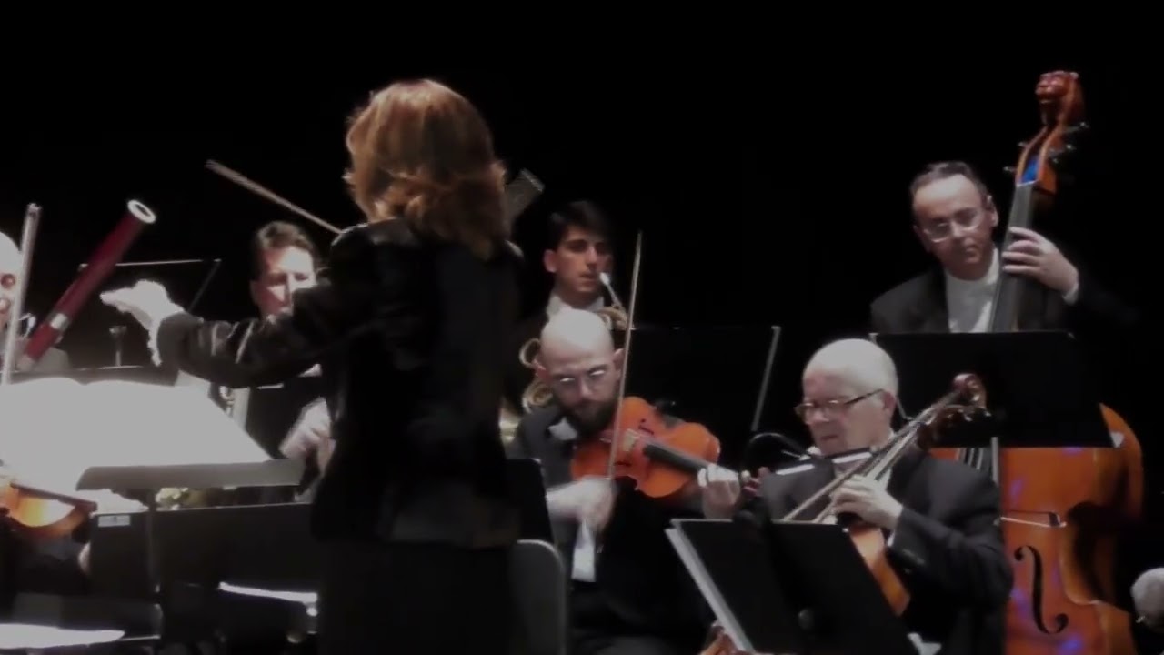 J. Strauss - Vals El Danubio Azul. Orquesta Villa de Madrid. Dir. Mercedes Padilla