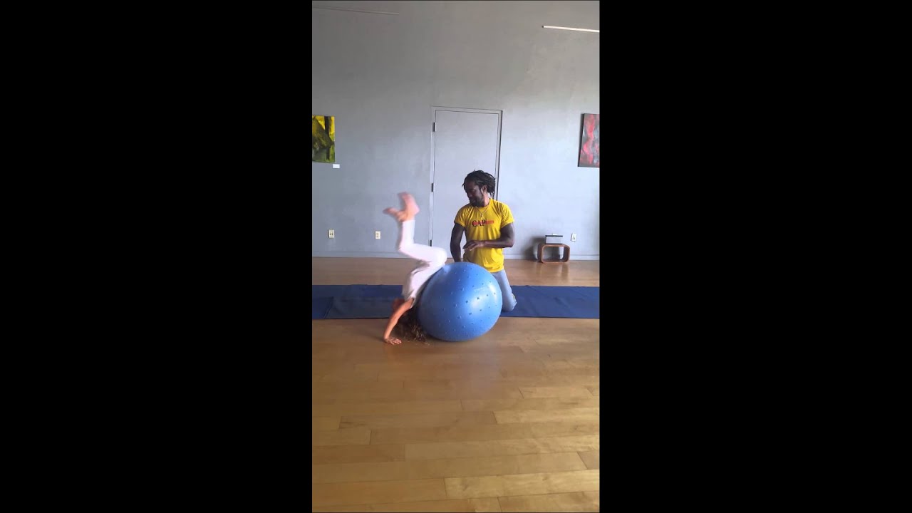 Capoeira class