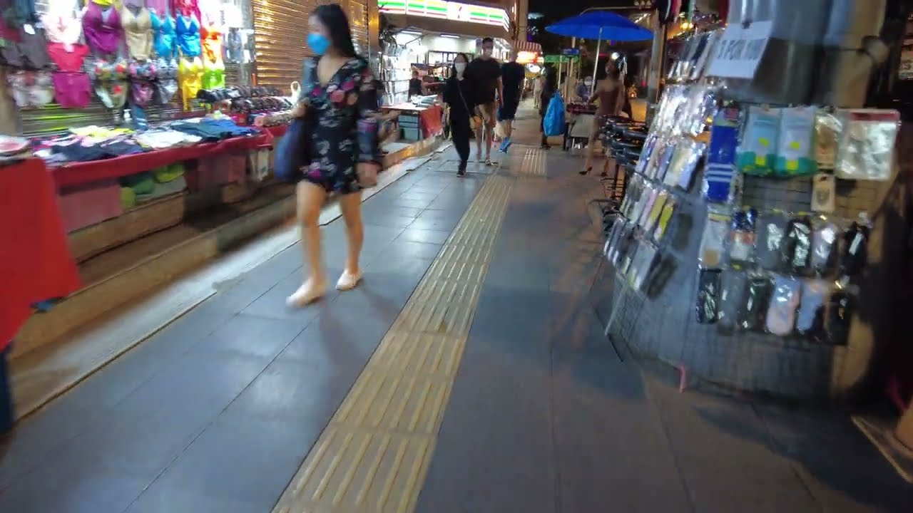 Walking from Soi Nana to Soi 13, Sukhumvit Road, Bangkok, February 17th 2022