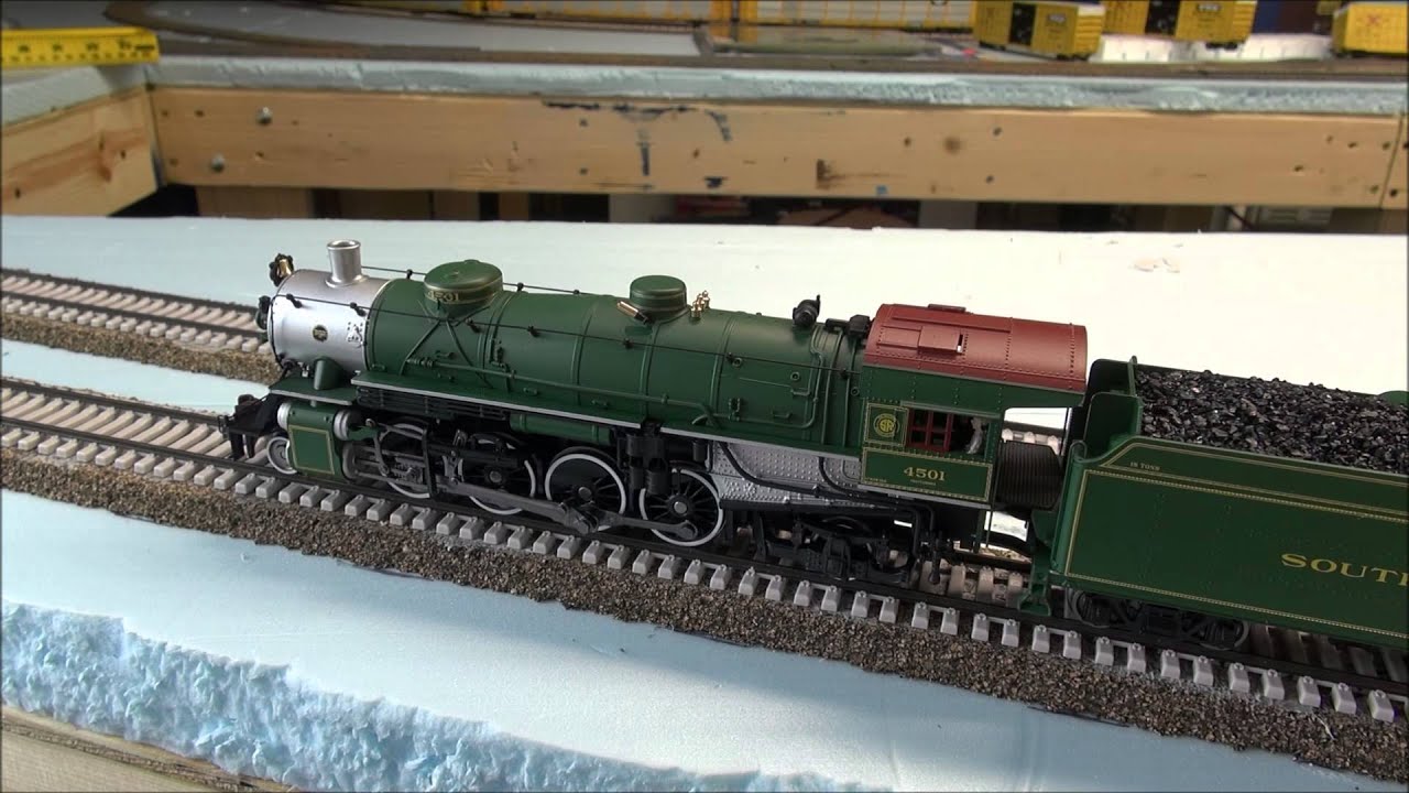 Review: Broadway Limited USRA Light Mikado 2-8-2 Steam #4501
