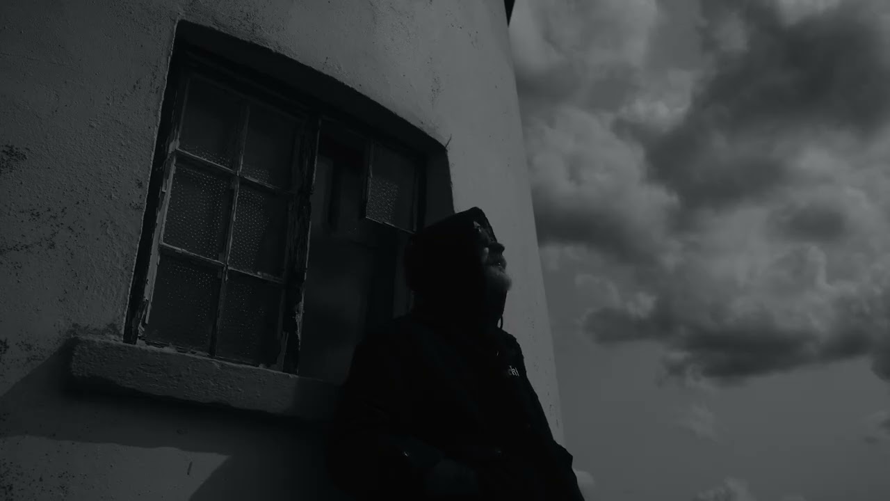 Wildernesses - English Darkness (Official Video)