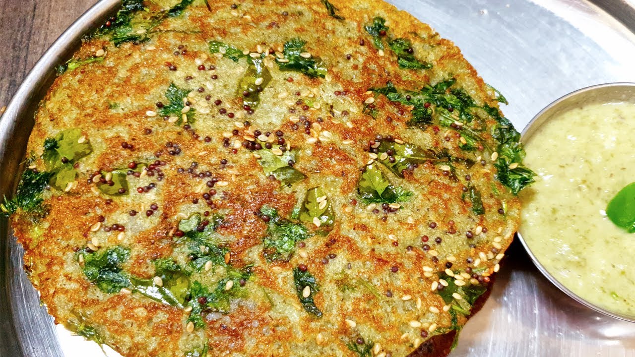 ಹೆಸರುಕಾಳಿನ ಈರುಳ್ಳಿ ದೋಸೆ/Hesarukalina Onion Dosa/Greengram onion  Dosa