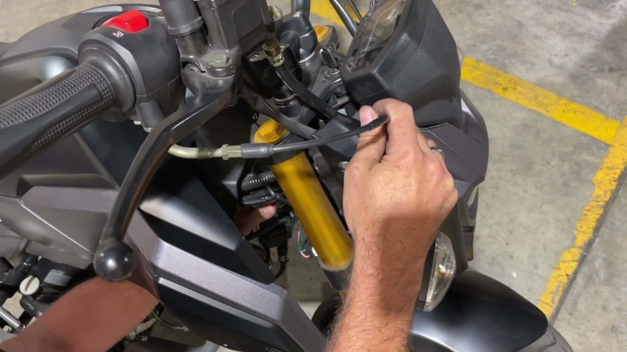 Fixing a Stuck Throttle Cable on Venom x20 125cc Motorcycle | Venom Motorsports