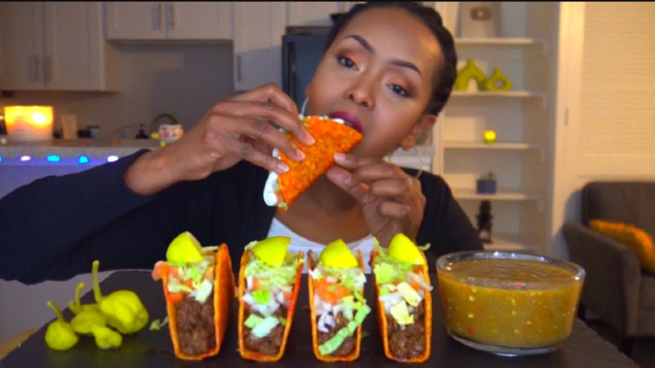 HARD SHELL BEEF TACOS MUKBANG * اكل التاكوس المكسيكية